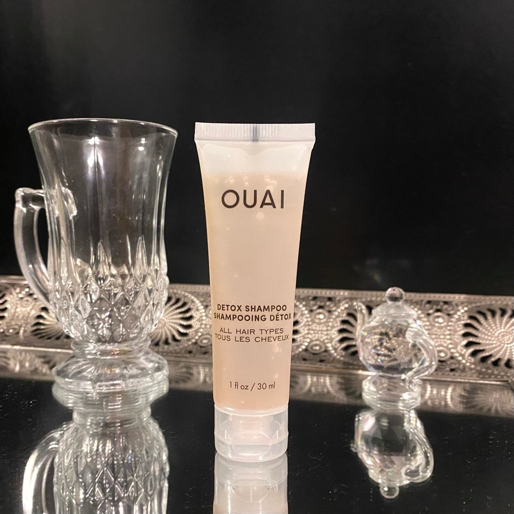 OUAI Detox Shampoo